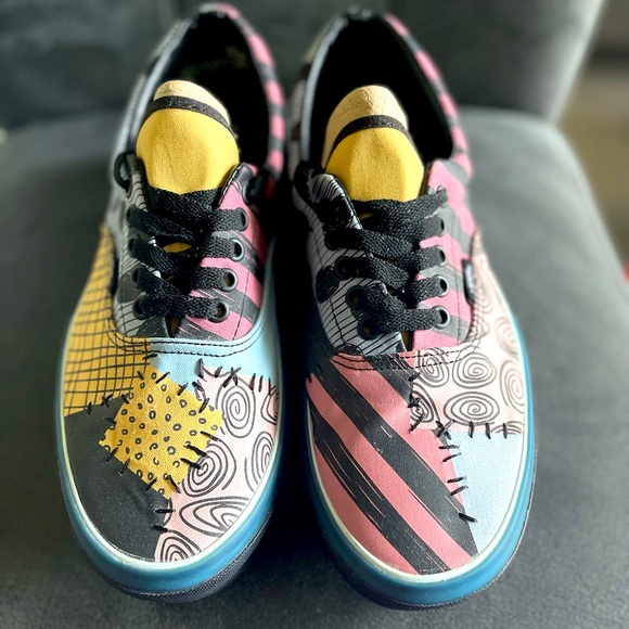 ✨Nightmare Before Christmas Platform Vans - Picture 1 of 4